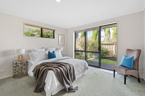 Photo of property in 24 Tauranga Place, Orewa, 0931