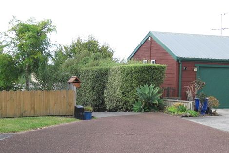 Photo of property in 10 Princess Maria Place, Massey, Auckland, 0614