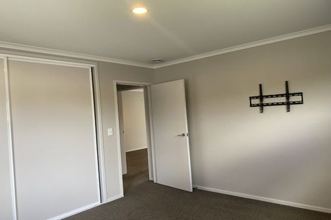 Photo of property in 90b Mazengarb Road, Paraparaumu Beach, Paraparaumu, 5032