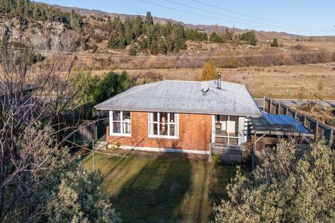 Photo of property in 34 Tamblyn Drive, Lake Roxburgh Village, Roxburgh, 9571