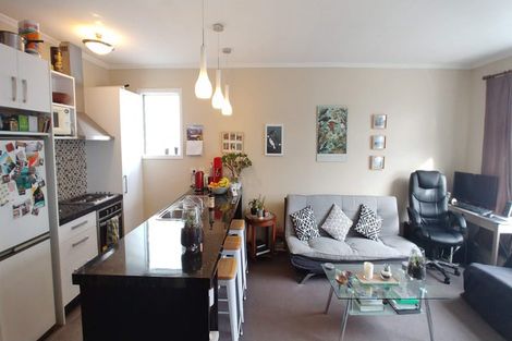 Photo of property in 51f2 Austin Street, Mount Victoria, Wellington, 6011