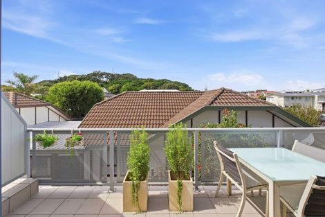Photo of property in Atlas Apartments, 20/49 Maunganui Road, Mount Maunganui, 3116