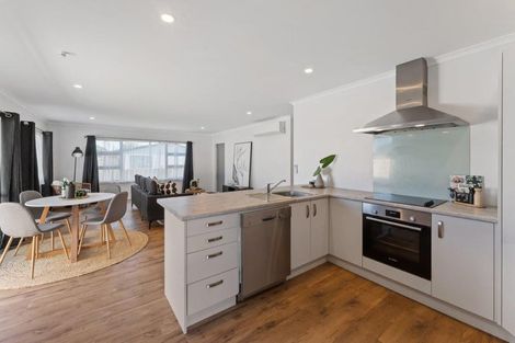 Photo of property in 36a Makarini Street, Paraparaumu, 5032