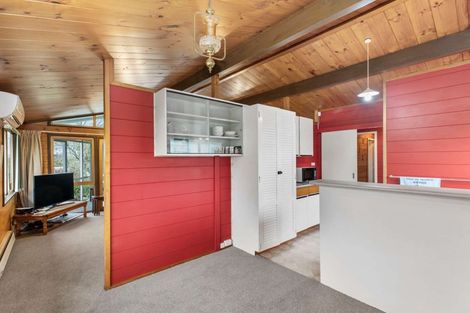 Photo of property in 1 James Bright Lane, Waiuku, 2123