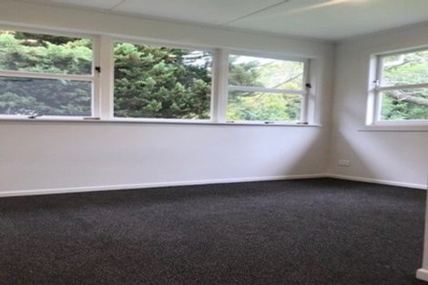 Photo of property in 132 Lancaster Road, Beach Haven, Auckland, 0626