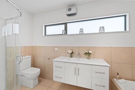 Photo of property in 2/670 Ferry Road, Woolston, Christchurch, 8023