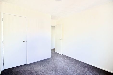 Photo of property in 64 Borich Road, Sunnyvale, Auckland, 0612