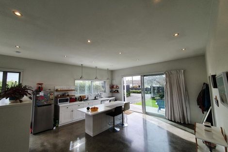 Photo of property in 6 Neeve Road, Taradale, Napier, 4112
