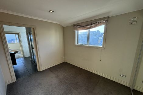 Photo of property in 36 Aikmans Road, Merivale, Christchurch, 8014
