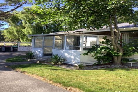 Photo of property in 72 Waratah Street, Avondale, Christchurch, 8061