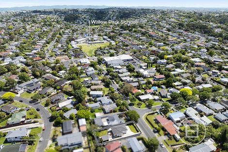 Photo of property in 27 Sylvia Road, Hillcrest, Auckland, 0627