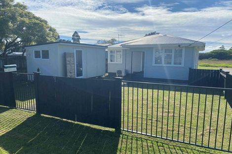 Photo of property in 10 Pukemiro Road, Te Kamo, Whangarei, 0112