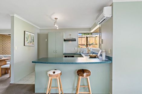 Photo of property in 12 Redcastle Drive, East Tamaki, Auckland, 2013