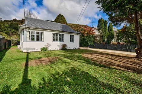 Photo of property in 62 Waddington Drive, Naenae, Lower Hutt, 5011