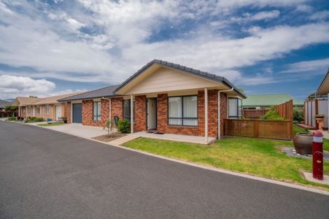 Photo of property in 2 Mayfair Close, Whitianga, 3510