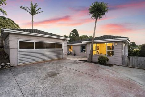 Photo of property in 12 Malmo Place, Massey, Auckland, 0614