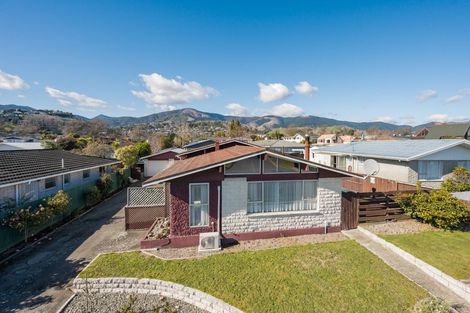 Photo of property in 54 Fergusson Street, Stoke, Nelson, 7011