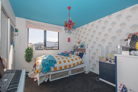 Photo of property in 4 Kapuka Lane, Wanaka, 9305