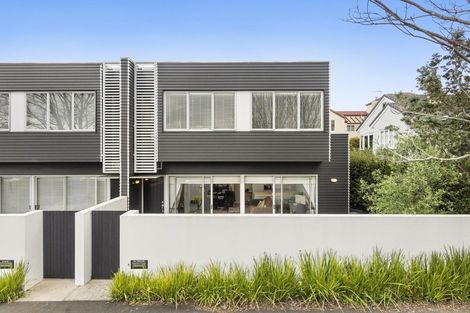 Photo of property in 23u5 Marama Street, Frankton, Hamilton, 3204