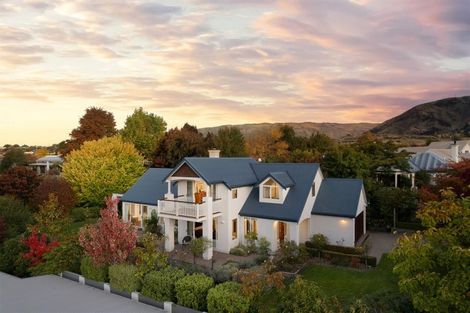 Photo of property in 76 Meadowstone Drive, Wanaka, 9305