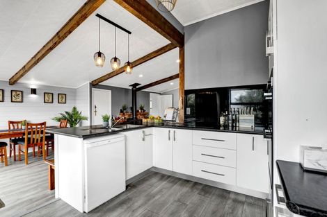 Photo of property in 121 Warwick Road, Stratford, 4391