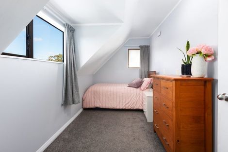 Photo of property in 8 Ration Lane, Whitby, Porirua, 5024