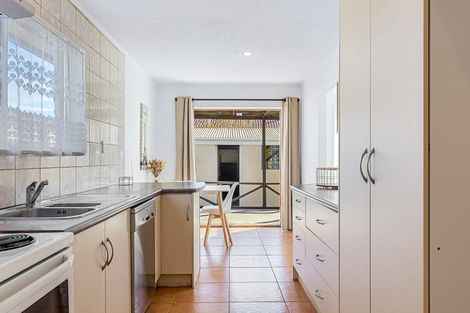 Photo of property in 450 Mairehau Road, Parklands, Christchurch, 8083