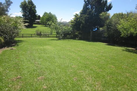 Photo of property in 27 Golf Road, New Lynn, Auckland, 0600