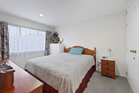Photo of property in 60 Millen Avenue, Pakuranga, Auckland, 2010