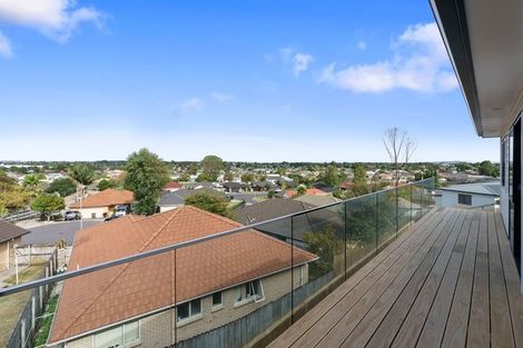 Photo of property in 51 Kirikiri Drive, Papakura, 2110