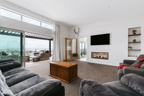 Photo of property in 60c Margaret Drive, Omokoroa, 3114