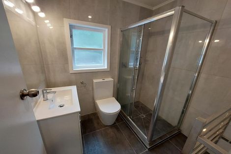 Photo of property in 4096 Great North Road, Glen Eden, Auckland, 0602