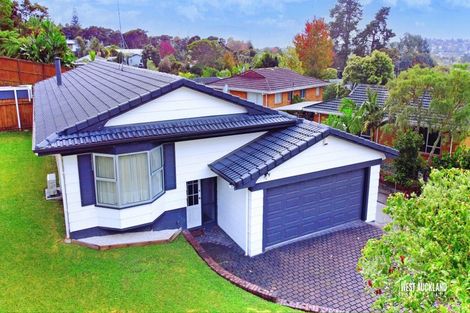 Photo of property in 16 Puketitiro Street, Glen Eden, Auckland, 0602