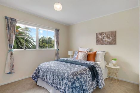 Photo of property in 27 Hicks Close, Whitby, Porirua, 5024