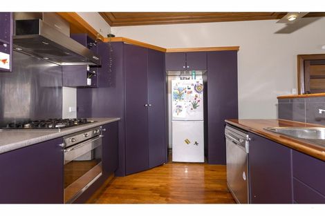 Photo of property in 10 Clifton Terrace, West End, Timaru, 7910