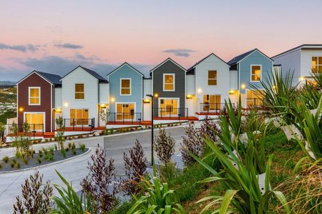 Photo of property in 49 Cleat Street, Whitby, Porirua, 5024