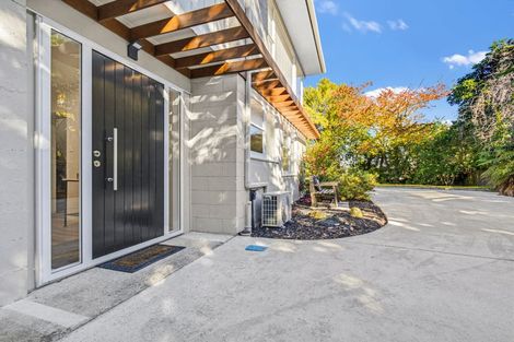 Photo of property in 46b Grand Vue Road, Kawaha Point, Rotorua, 3010