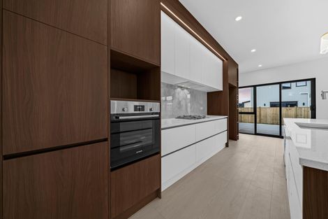 Photo of property in 30 Korowhiti Road, Clarks Beach, 2122