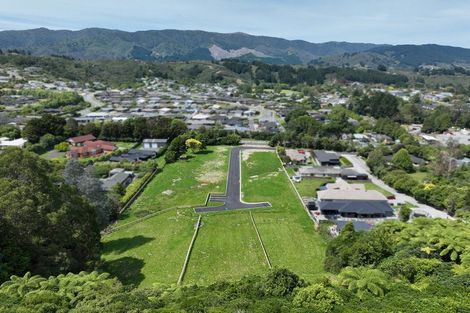 Photo of property in 351 Main Road North, Brown Owl, Upper Hutt, 5018