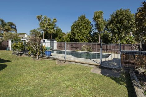 Photo of property in 24 Saint Heliers Place, Papamoa Beach, Papamoa, 3118