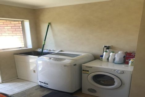 Photo of property in 26 Cairns Crescent, Rototuna, Hamilton, 3210