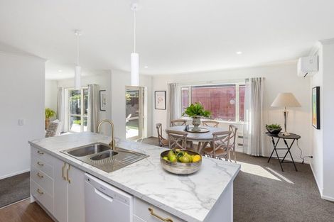 Photo of property in 21 Puhara Avenue, Parklands, Christchurch, 8083