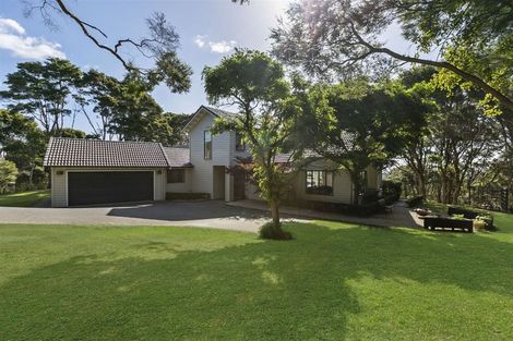 Photo of property in 251 Kaipara Road, Papakura, 2582