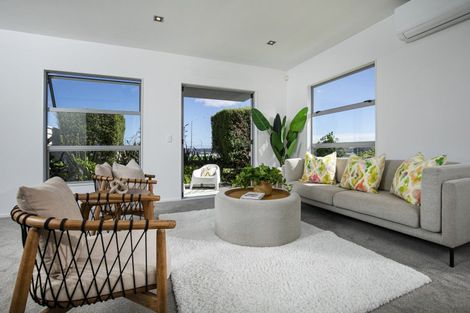 Photo of property in 12/40 Scarlet Oak Drive, Schnapper Rock, Auckland, 0632