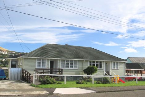 Photo of property in 19 Fisher Street, Johnsonville, Wellington, 6037