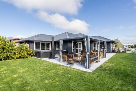 Photo of property in 3 Cape Grove, Haumoana, Hastings, 4180