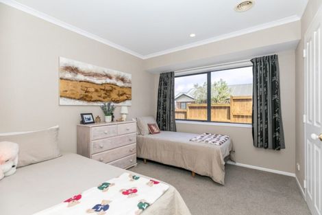 Photo of property in 16 Friesian Place, Grandview Heights, Hamilton, 3200