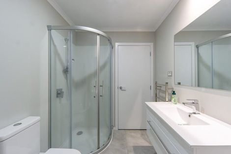 Photo of property in 6 Anna Jean Crescent, Flagstaff, Hamilton, 3210