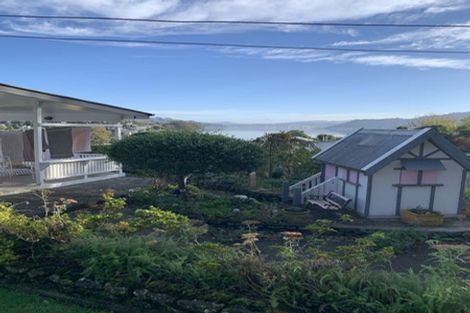 Photo of property in 11 Dickson Street, Macandrew Bay, Dunedin, 9014