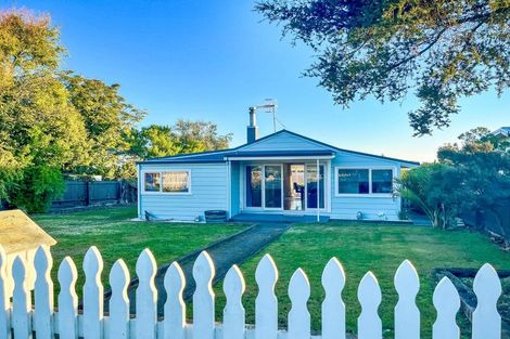 Photo of property in 20 Shrimpton Road, Haumoana, 4102